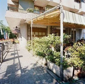 Astoria 3* 큐오언